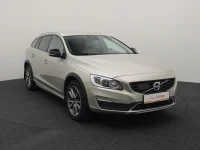 Volvo v60-cross-country 2.4 140kW thumbnail