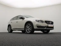 Volvo v60-cross-country 2.4 140kW thumbnail