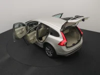 Volvo v60-cross-country 2.4 140kW thumbnail