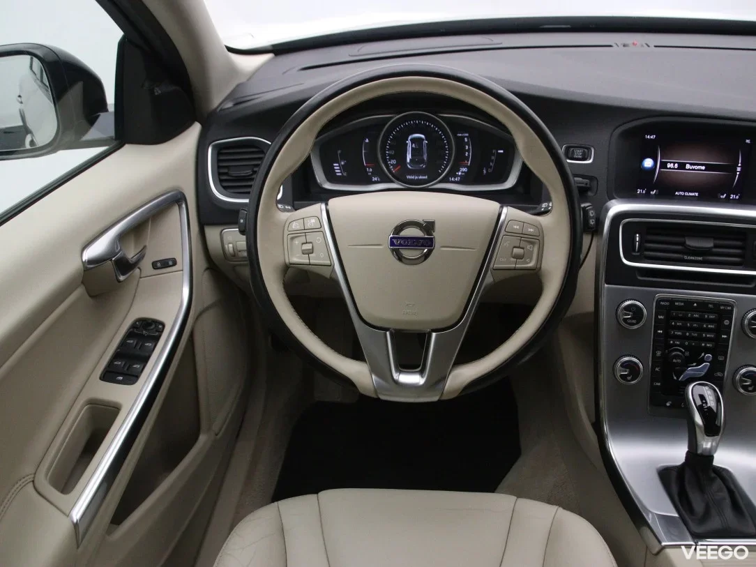 Volvo v60-cross-country 2.4 140kW