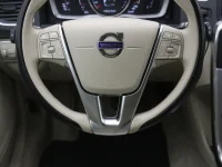 Volvo v60-cross-country 2.4 140kW thumbnail