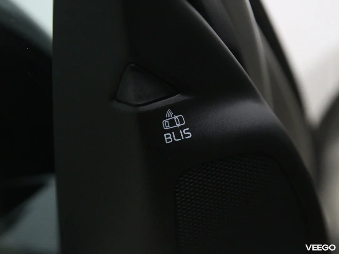 Volvo v60-cross-country 2.4 140kW