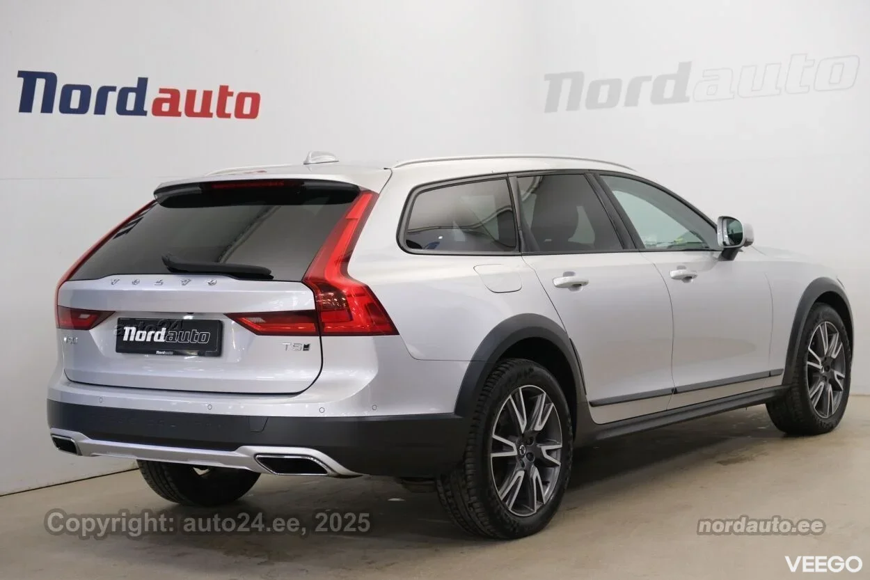 Volvo V90 Cross Country T5 AWD MY2020 2 184kW