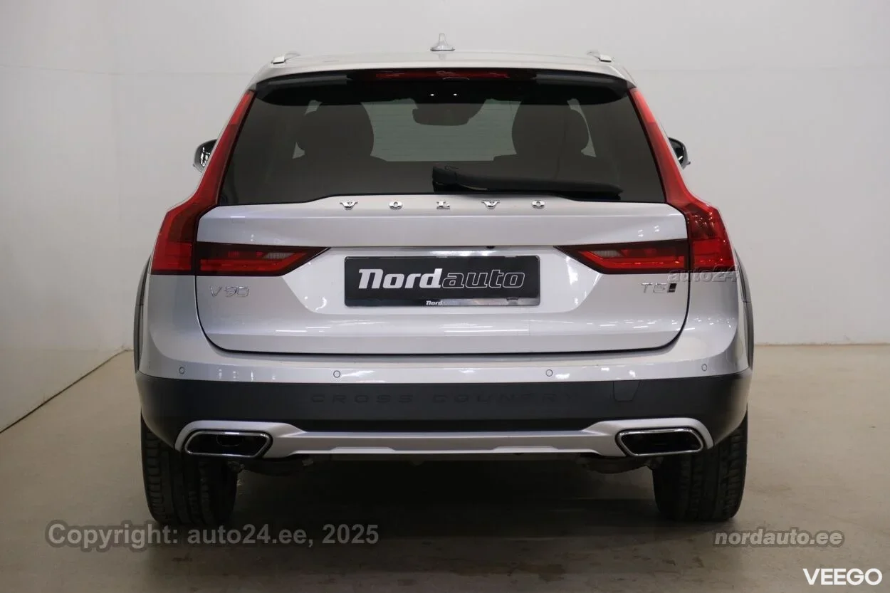 Volvo V90 Cross Country T5 AWD MY2020 2 184kW