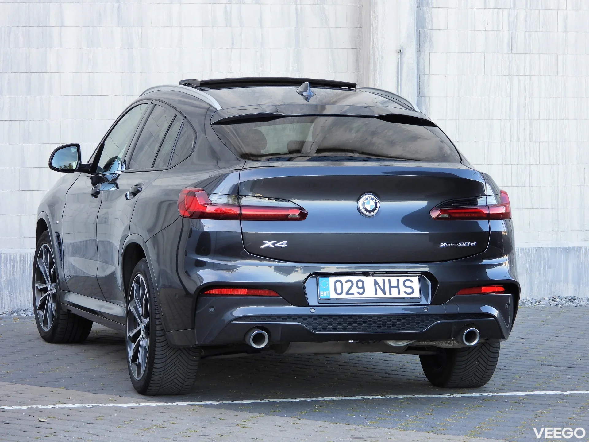 BMW X4 3.0 195kW