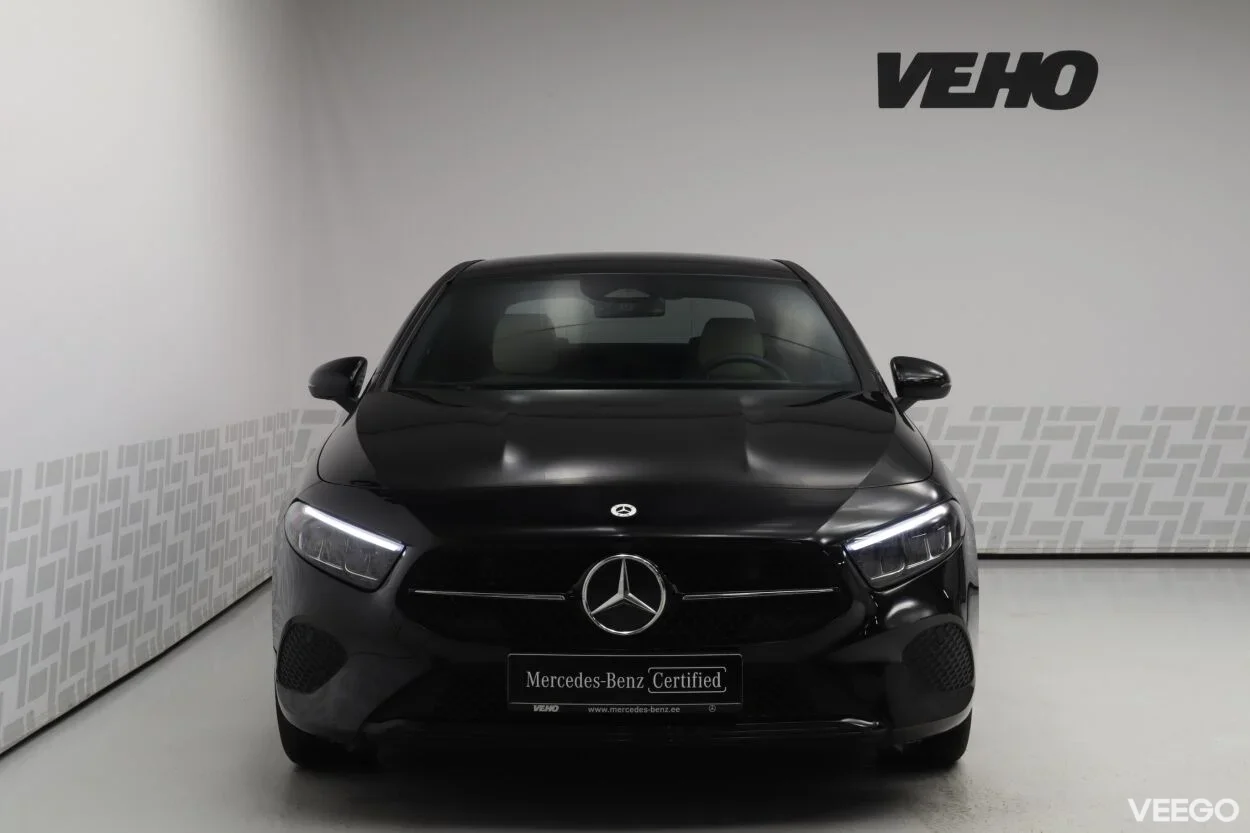 Mercedes-Benz A180 Progressive 1.3 100kW