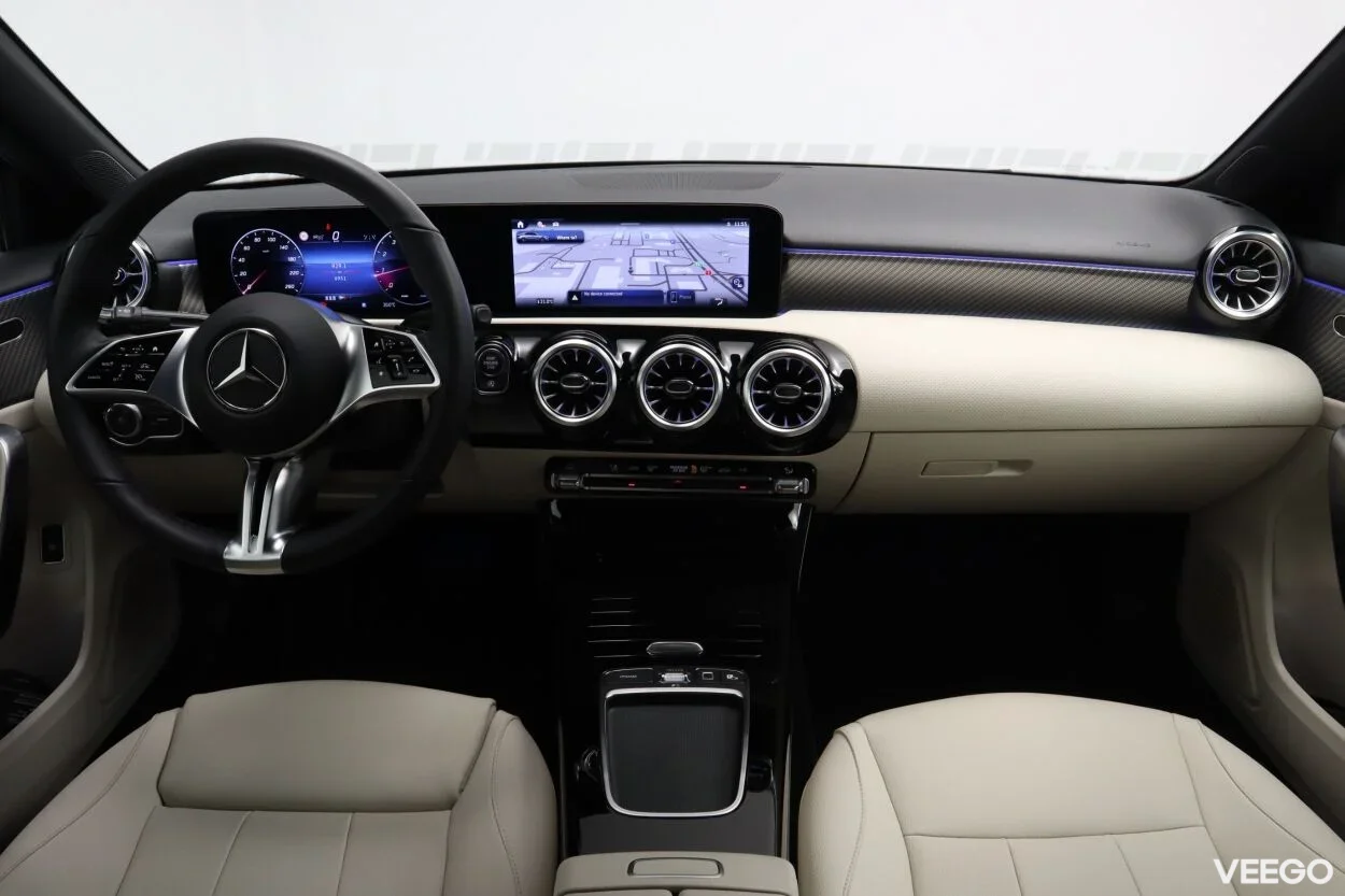 Mercedes-Benz A180 Progressive 1.3 100kW