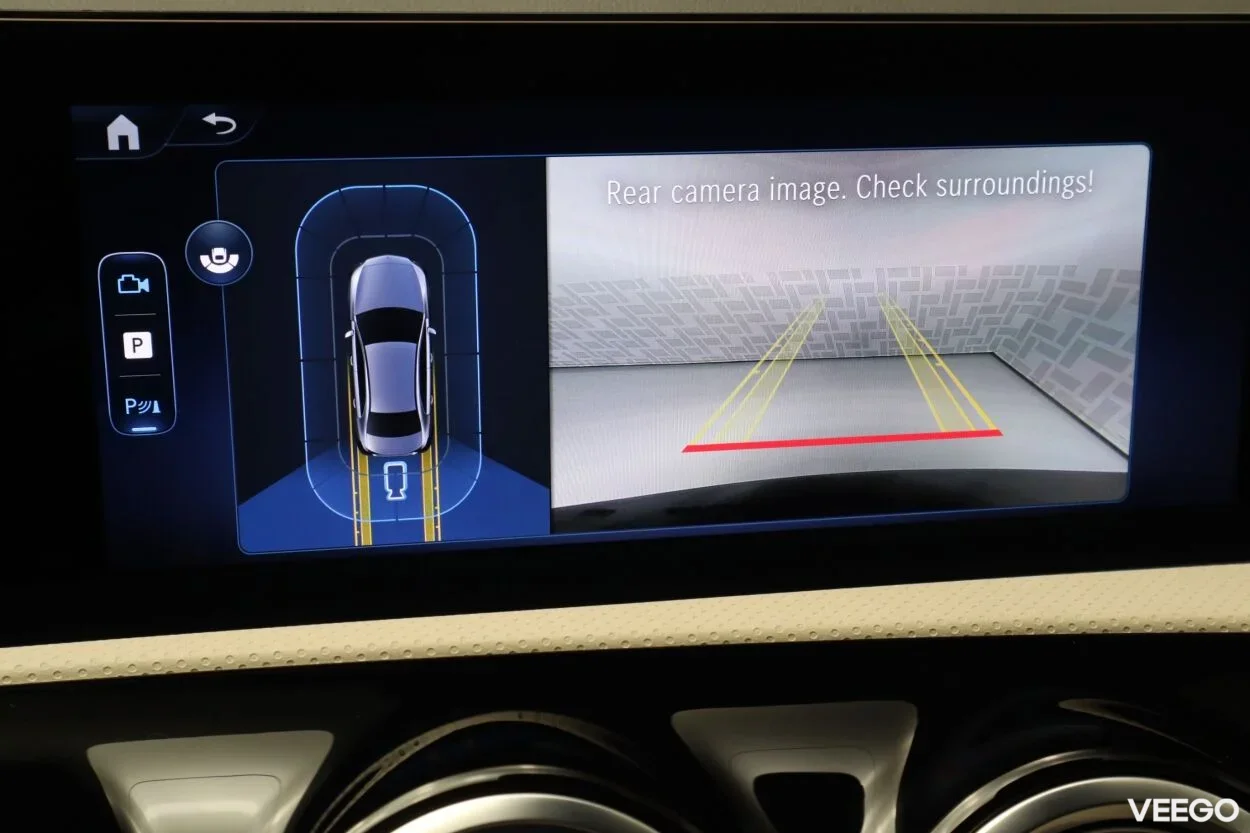 Mercedes-Benz A180 Progressive 1.3 100kW