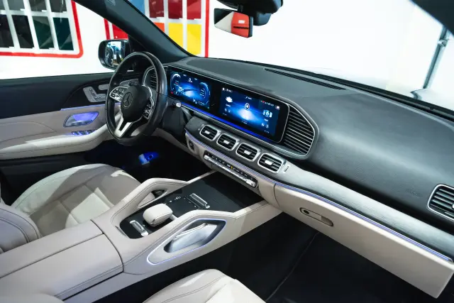 Image of Mercedes-Benz GLE 300 D 4MATIC 2.0 200kW