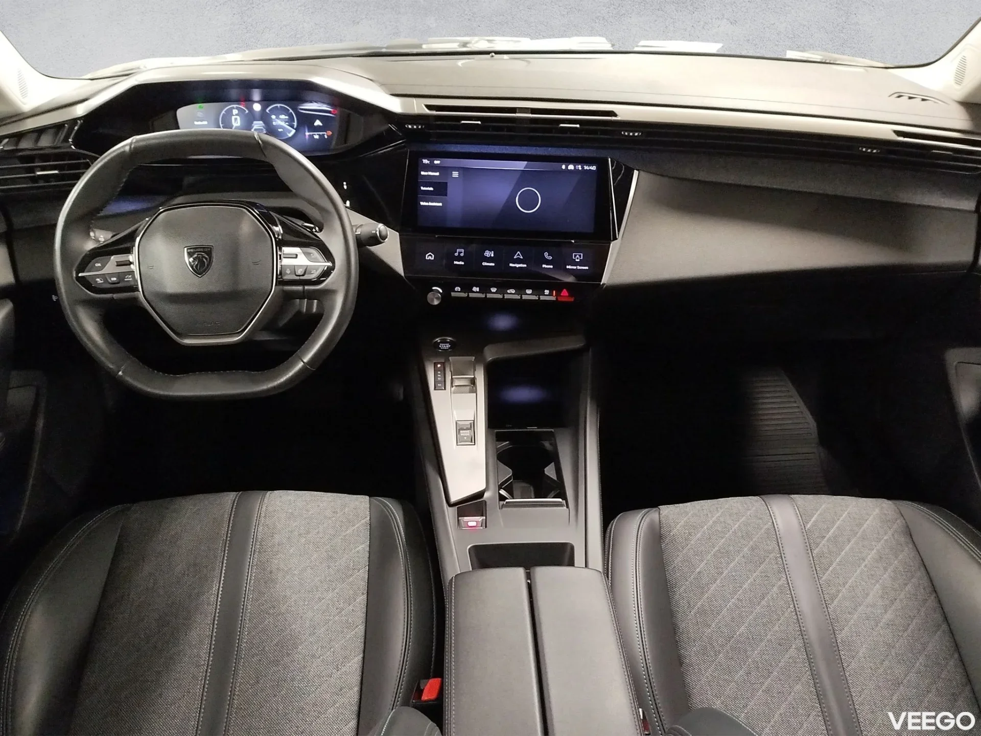 Peugeot 408 Allure PureTech 130 AT8 96kW