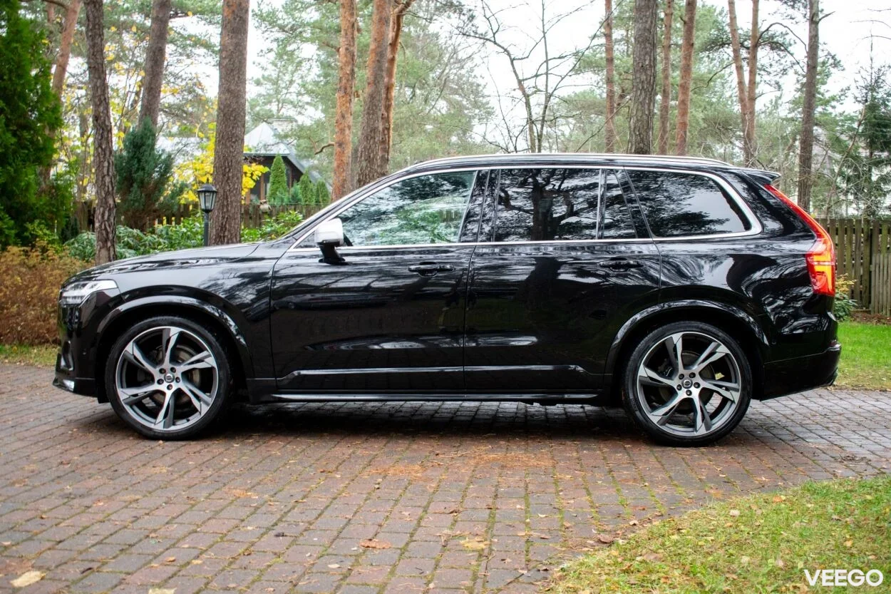 Volvo XC90 7s R-Design Xenium Intelli PRO 2 173kW