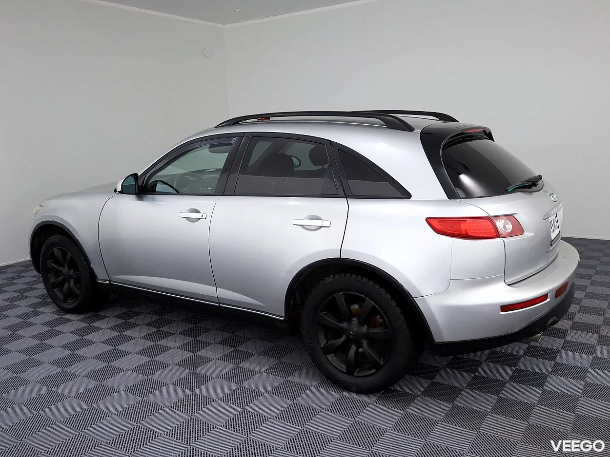 Infiniti FX35 3.5 209kW