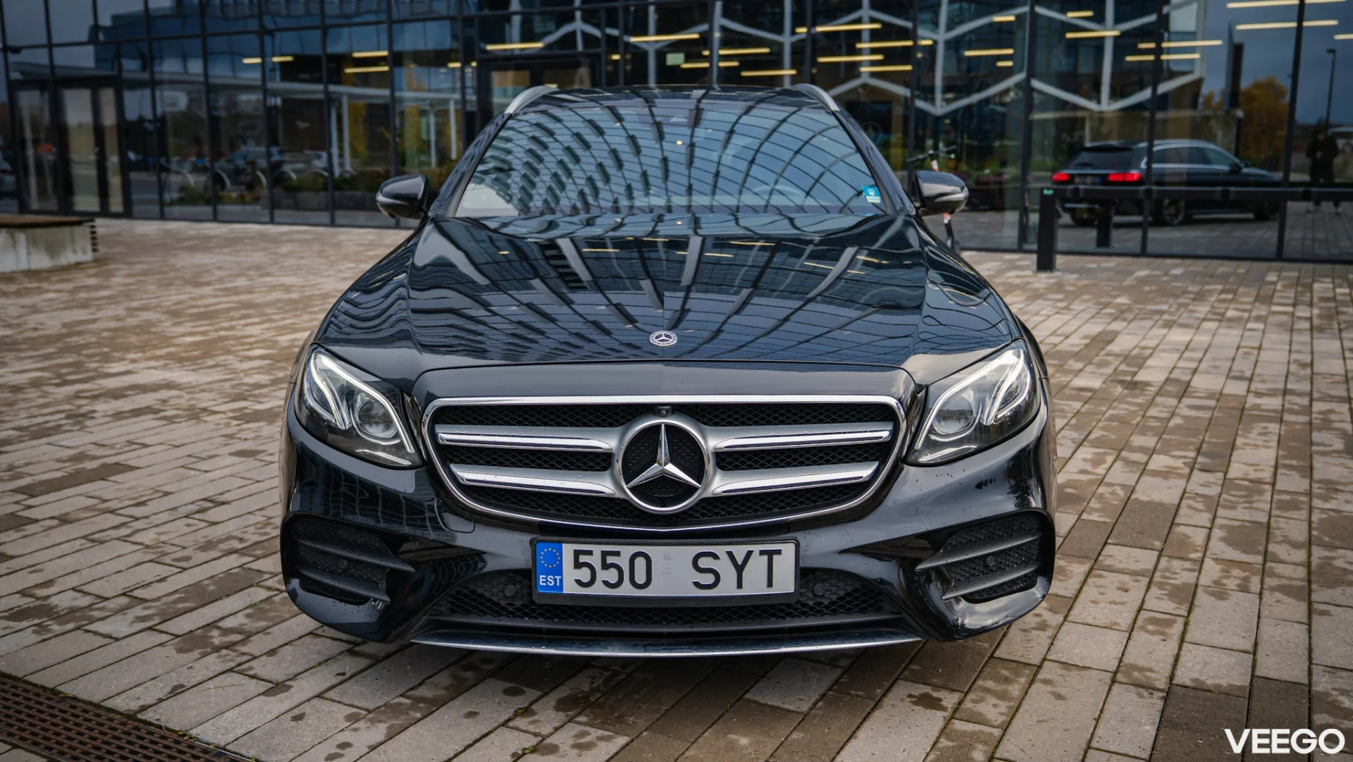 Mercedes-Benz E220 2.0 143kW