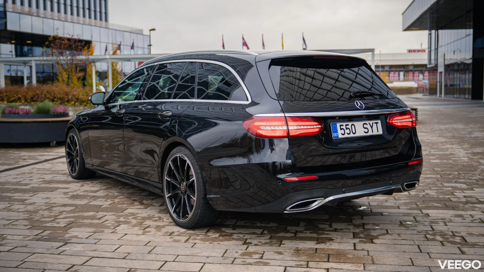 Mercedes-Benz E220 2.0 143kW