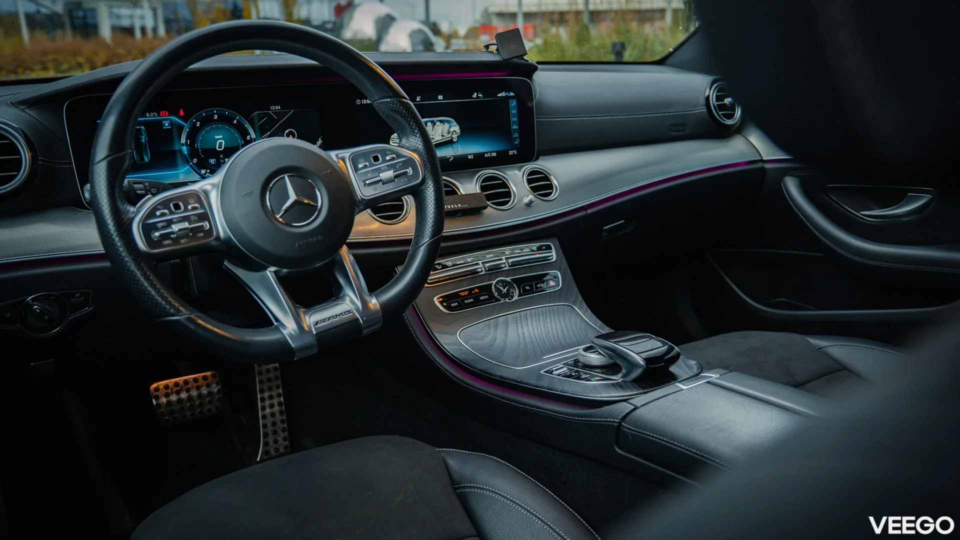 Mercedes-Benz E220 2.0 143kW