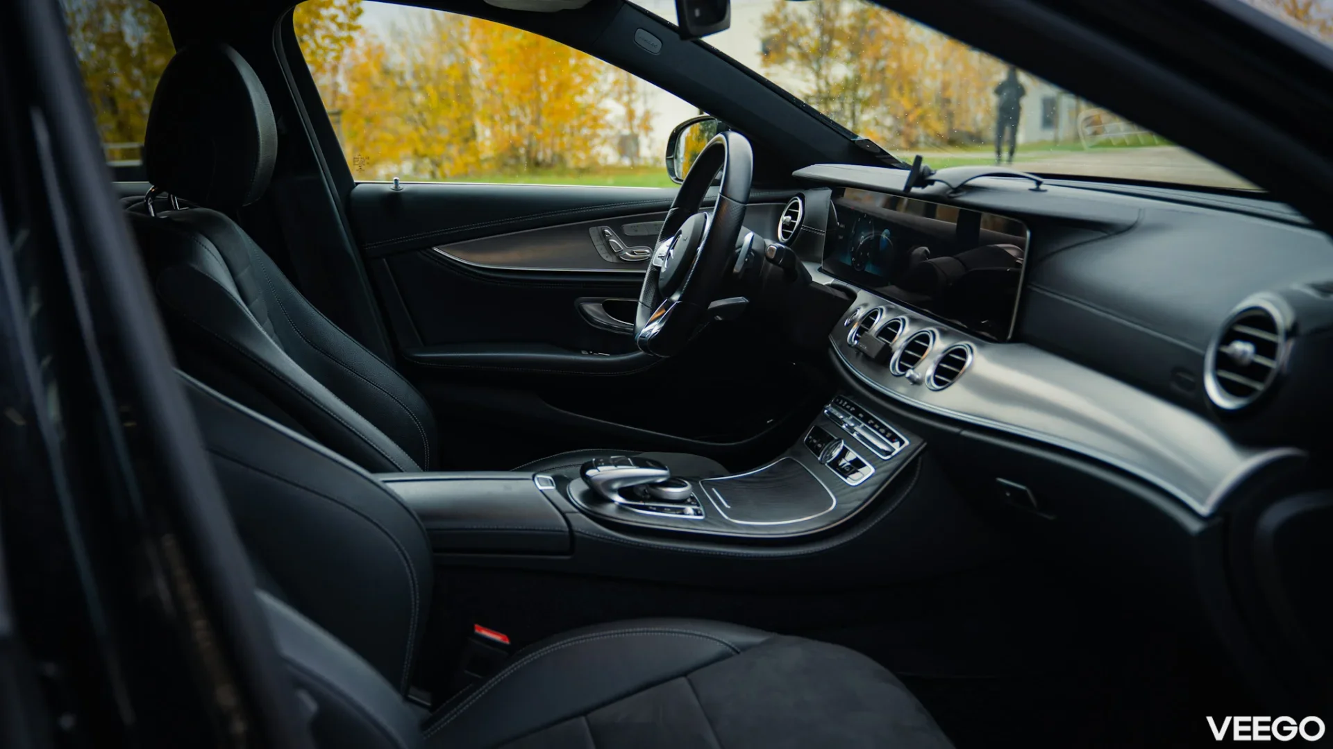 Mercedes-Benz E220 2.0 143kW