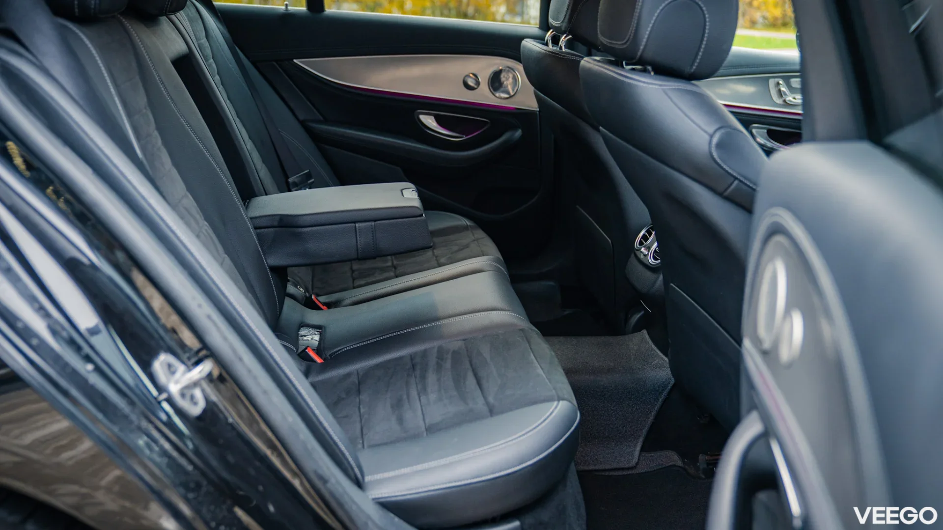 Mercedes-Benz E220 2.0 143kW