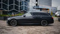 Mercedes-Benz E220 2.0 143kW thumbnail