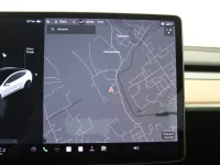 Tesla Model 3 0 208kW thumbnail