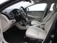 Volvo V40 2 88kW thumbnail