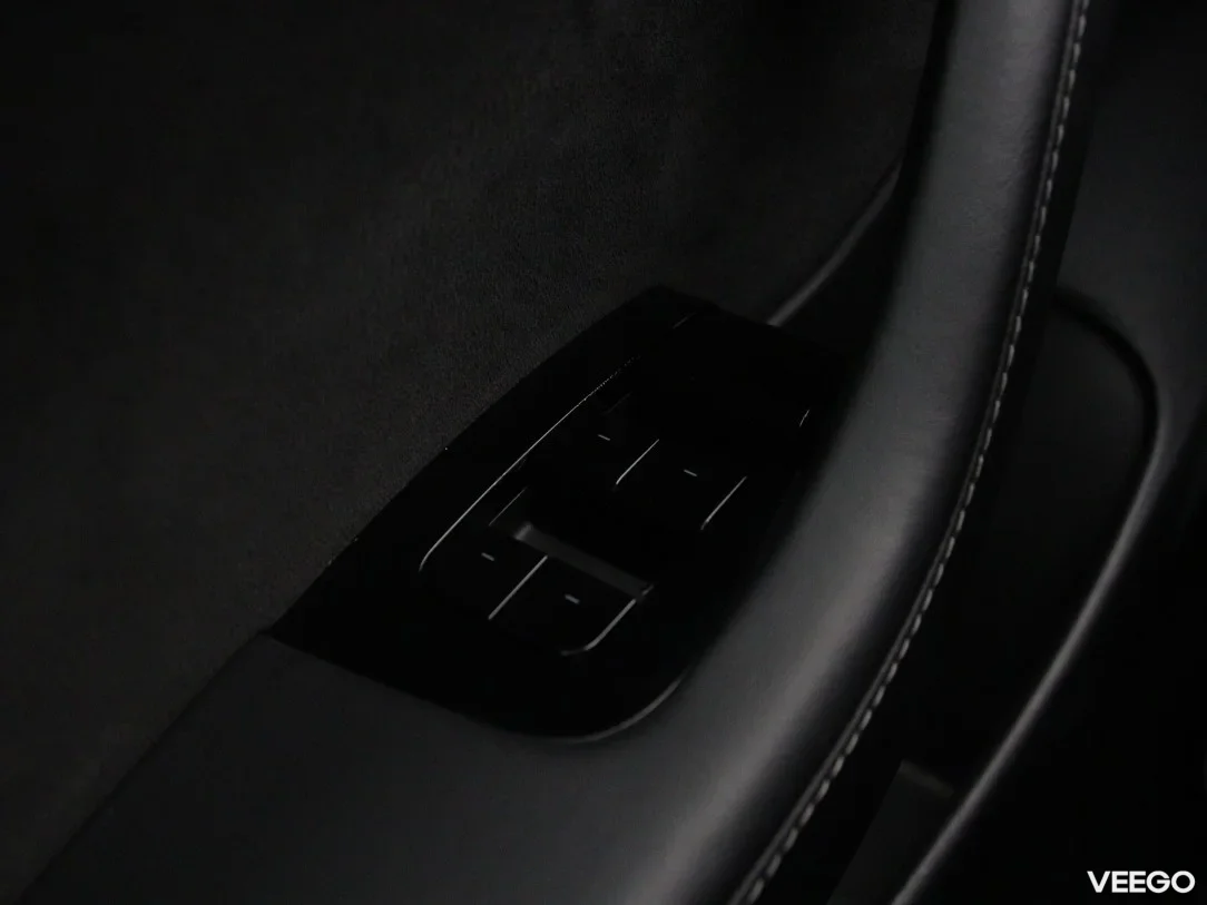 Tesla Model 3 0 208kW