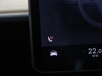 Tesla Model 3 0 208kW thumbnail