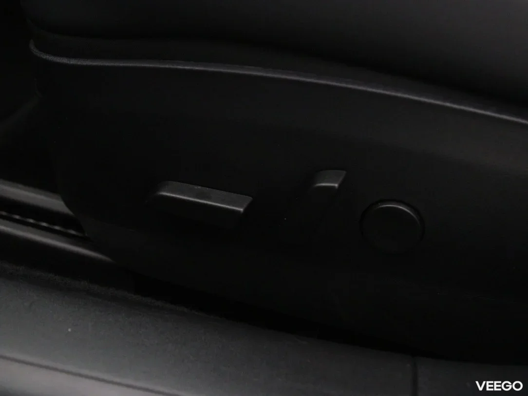 Tesla Model 3 0 208kW