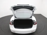 Tesla Model 3 0 208kW thumbnail