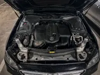 Mercedes-Benz E220 2.0 143kW thumbnail