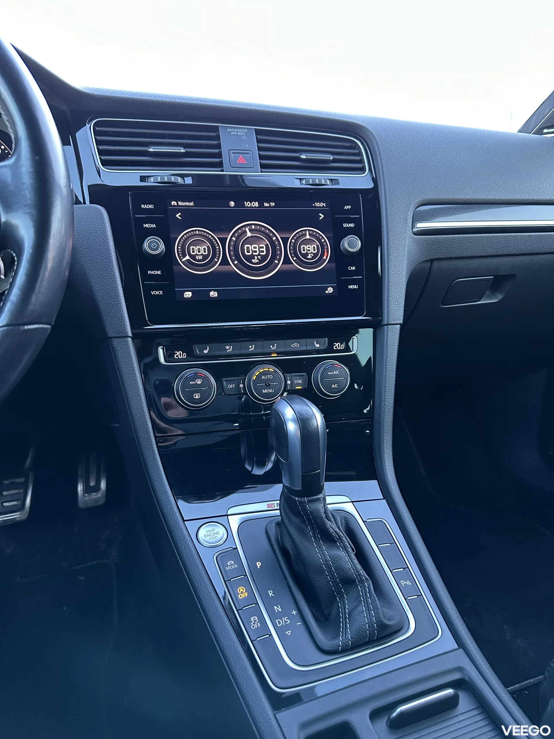 Volkswagen Golf R 2.0 221kW