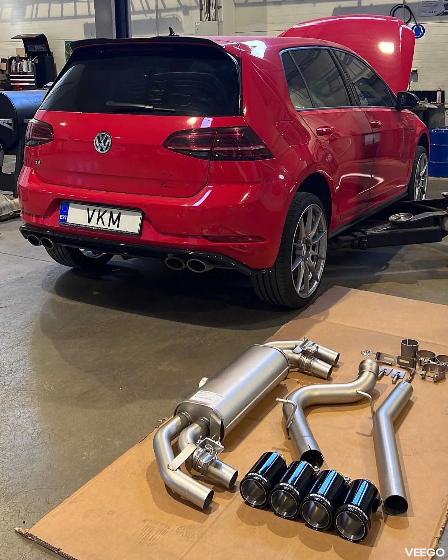 Volkswagen Golf R 2.0 221kW