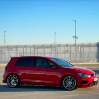 Volkswagen Golf R 2.0 221kW thumbnail