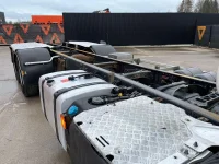 Scania P450 CHASSIS L=8298 mm  331kW thumbnail