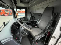 Scania P450 CHASSIS L=8298 mm  331kW thumbnail