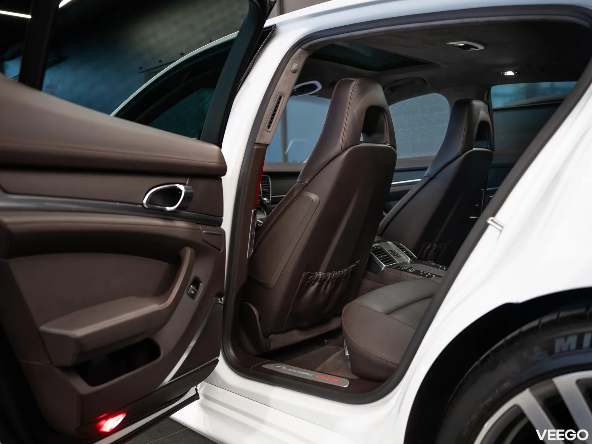 Porsche Panamera 4.8 324kW