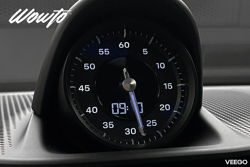 Porsche Taycan 4 Cross Turismo 381HK /Pano /Bose /Moms 280kW