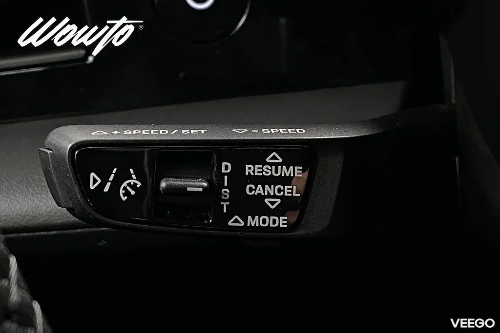 Porsche Taycan 4 Cross Turismo 381HK /Pano /Bose /Moms 280kW