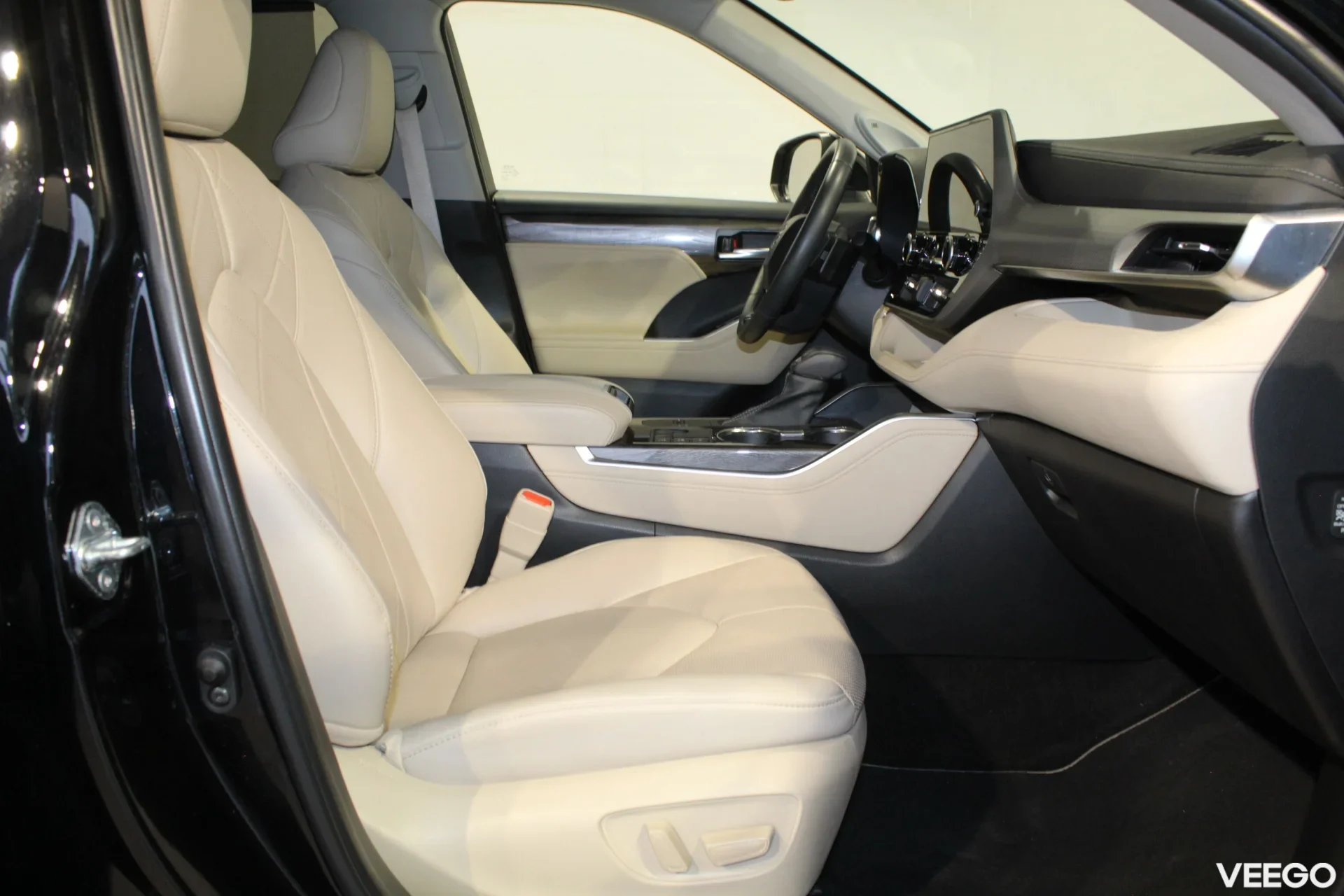 Toyota Highlander Premium AWD 2.5 140kW