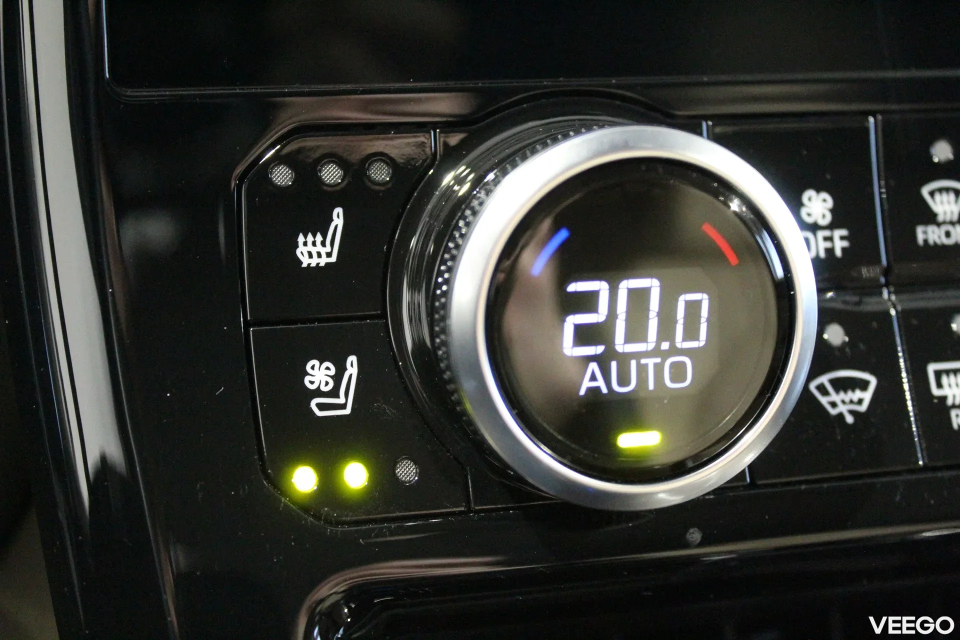 Toyota Highlander Premium AWD 2.5 140kW