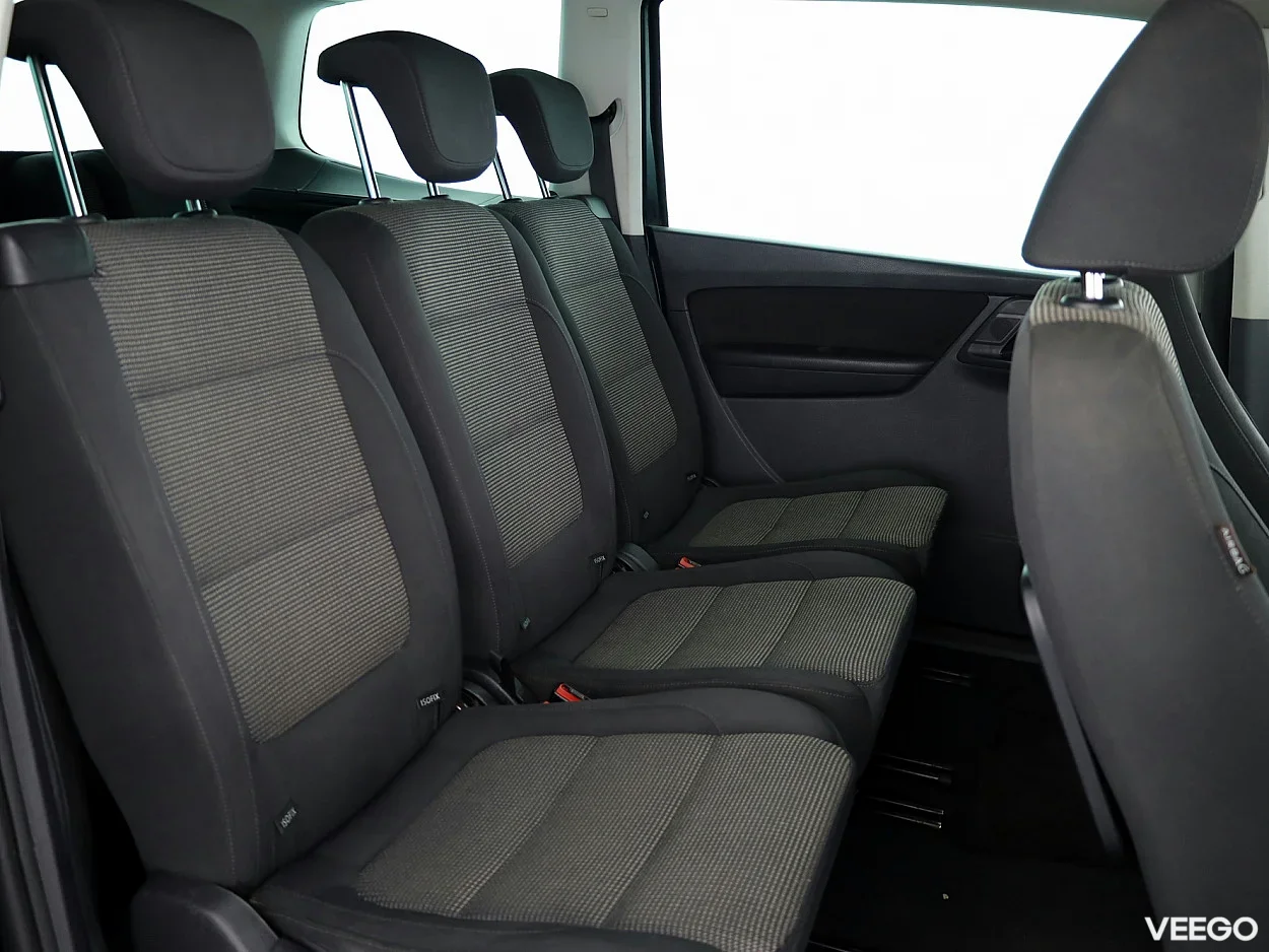 Volkswagen Sharan 2.0 104kW