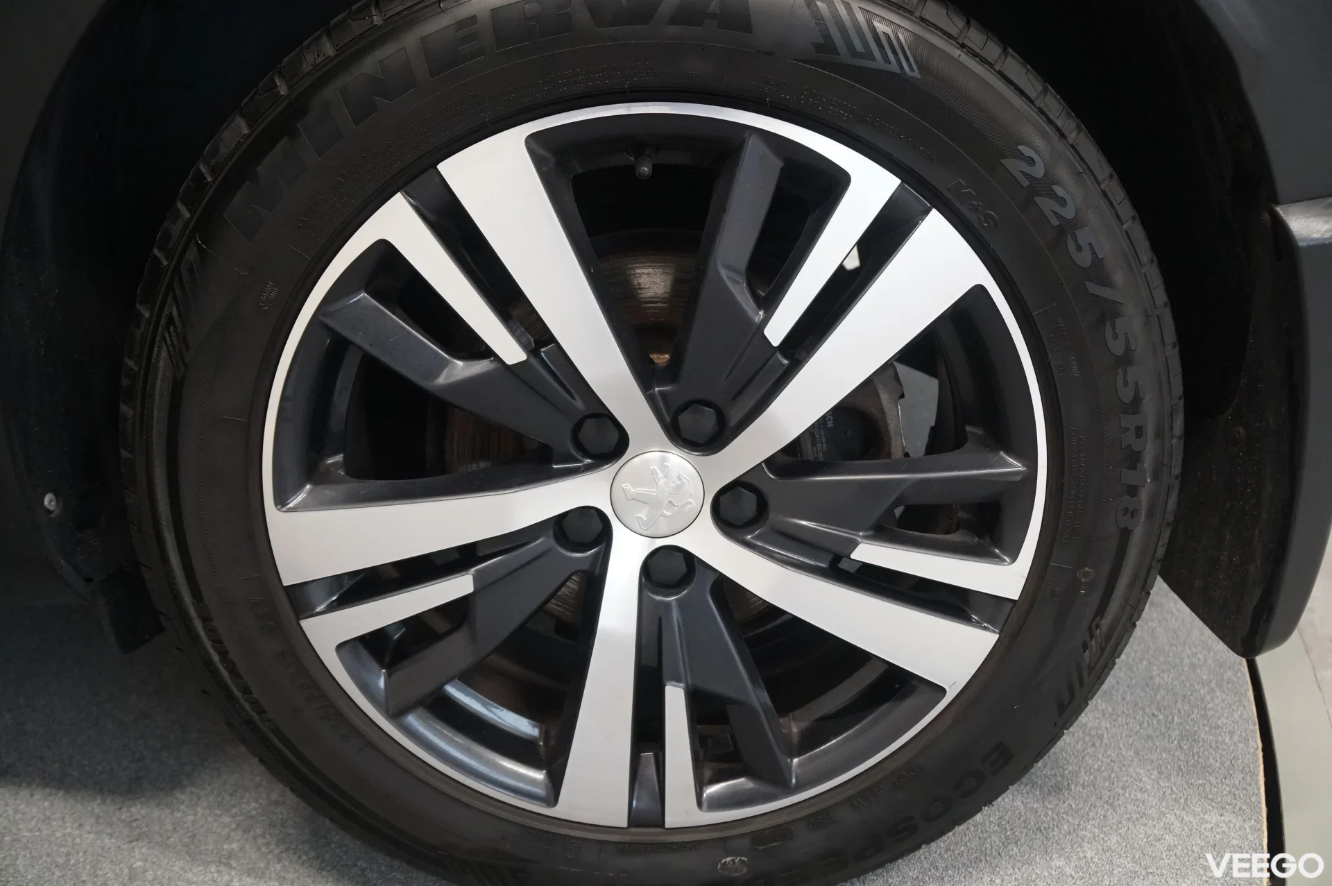 Peugeot 3008 Pure ATM 1.2 96kW