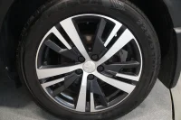 Peugeot 3008 Pure ATM 1.2 96kW thumbnail