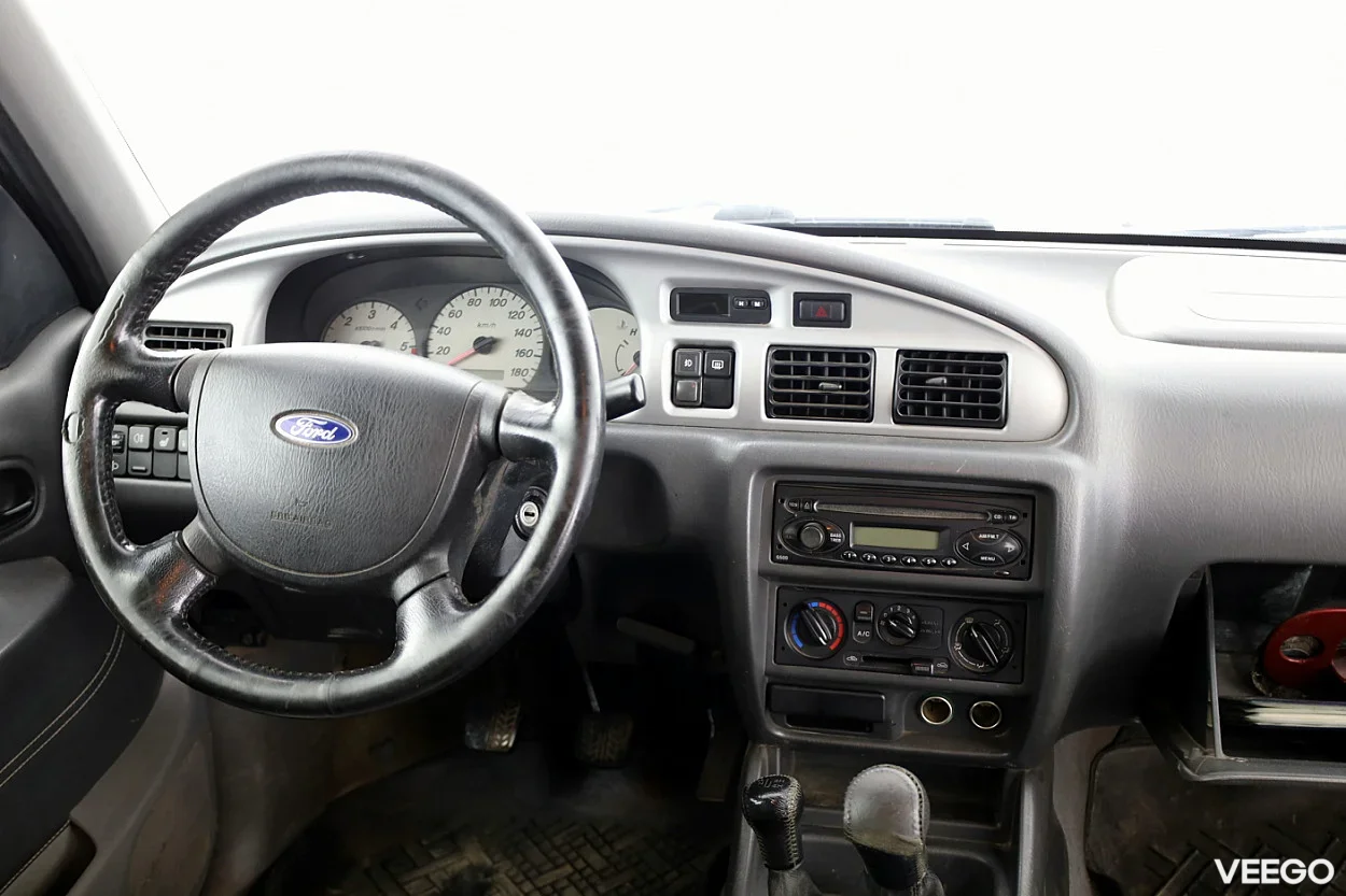 Ford Ranger 2.5 80kW