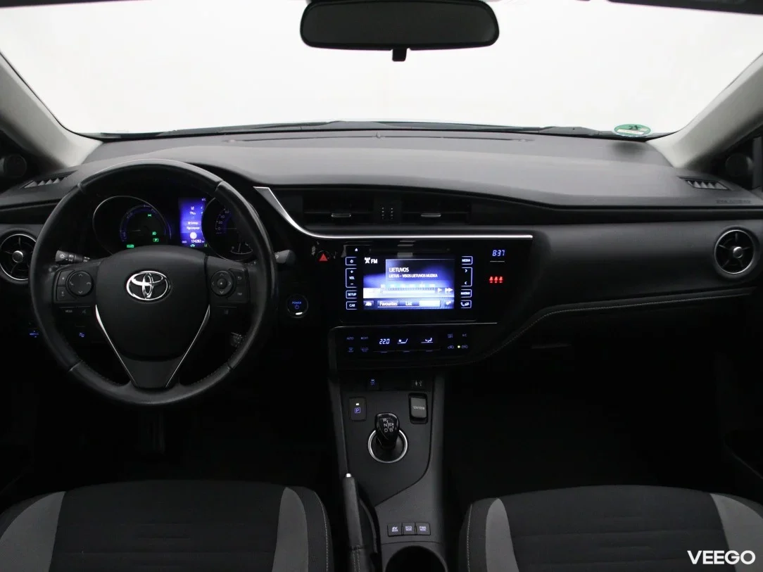 Toyota Auris 1.8 73kW