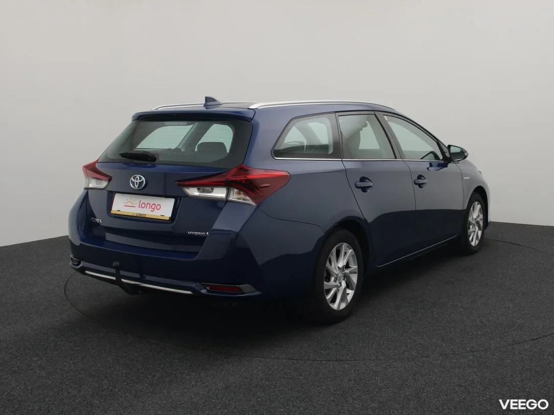 Toyota Auris 1.8 73kW