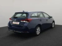 Toyota Auris 1.8 73kW thumbnail