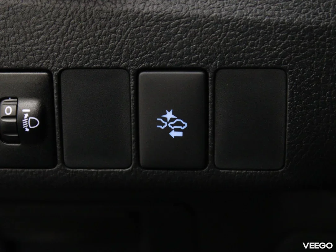 Toyota Auris 1.8 73kW