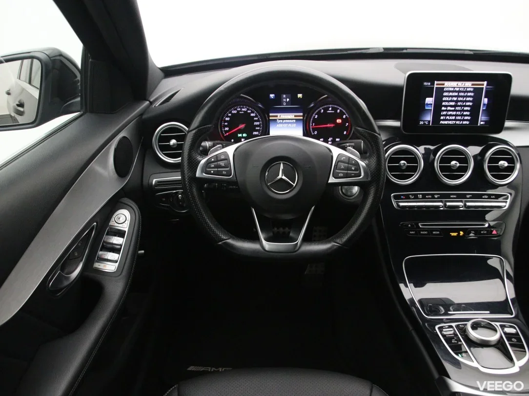 Mercedes-Benz C180 1.6 115kW