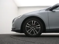 Volvo V40 2 90kW thumbnail