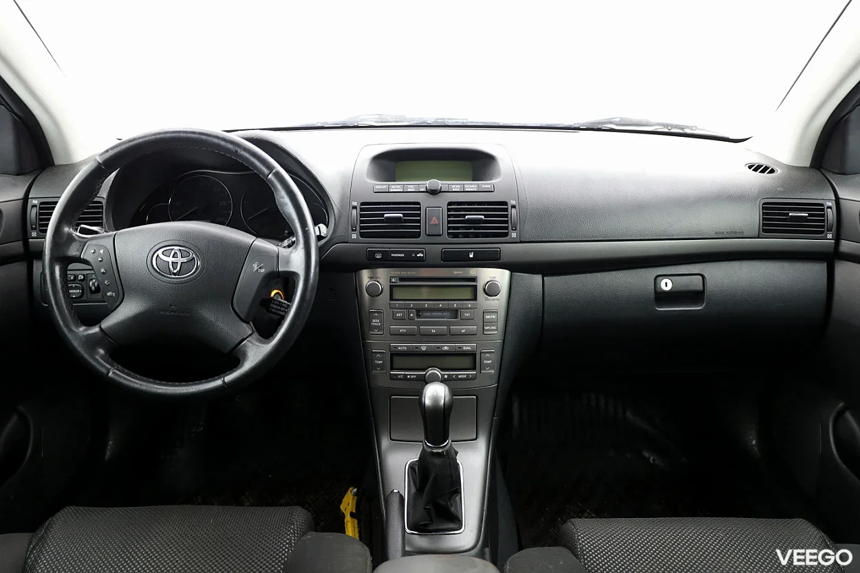 Toyota Avensis 2.0 85kW